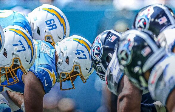 Chargers no pudo anotar en la última serie ofensiva del juego en tiempo regular y lo perdieron en la prórroga.