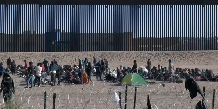 Analizan un plan para preseleccionar a solicitantes de asilo en territorio mexicano