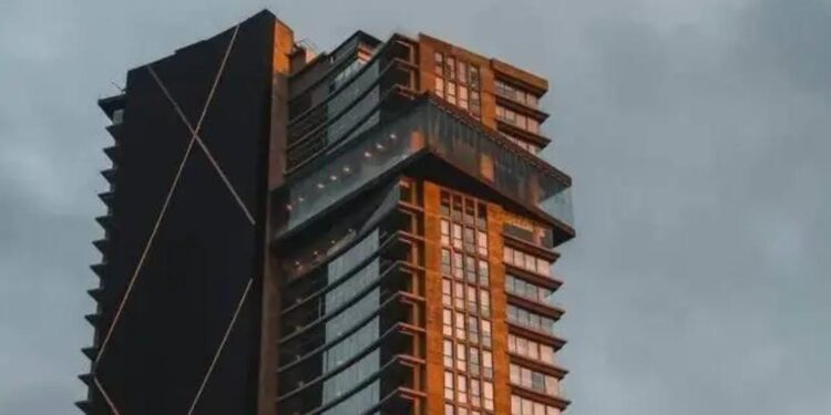 Sayan Edificio
