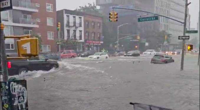Fuertes inundaciones en Brooklyn, Nueva York