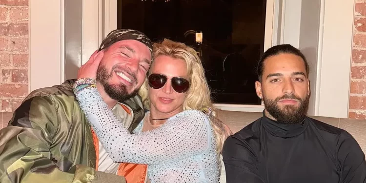 Britney Spears con Maluma y J Balvin en Nueva York