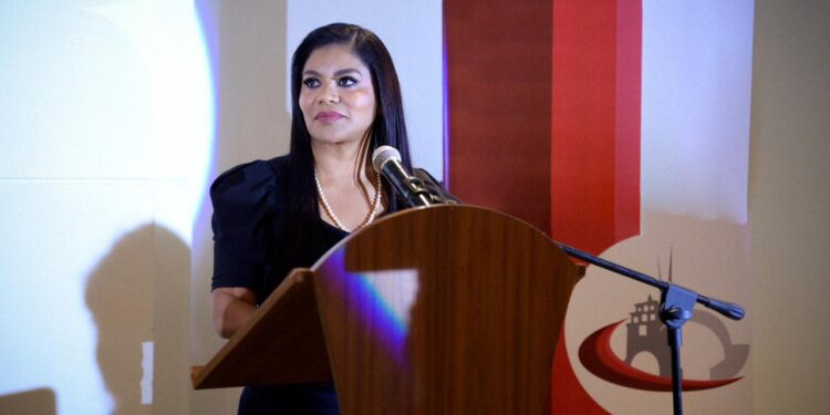 Alcaldesa de Tijuana presentó una carta intención ante IEEBC para buscar la reelección