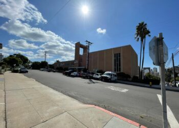 Familia hispana denuncia caso de abuso sexual en una iglesia cristiana de Banker’s Hill