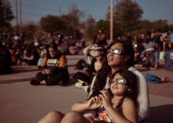 #Galería | Así observaron tijuanenses el Eclipse Anular