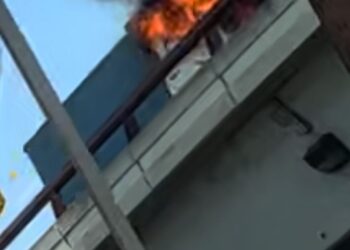 Se incendia camión repartidor de gas en puente de la 5 y 10