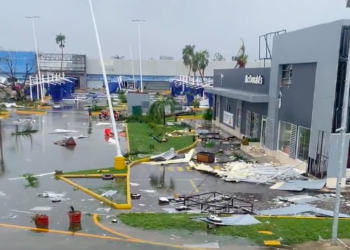 Puerto de Acapulco queda devastado tras el paso del huracán Otis