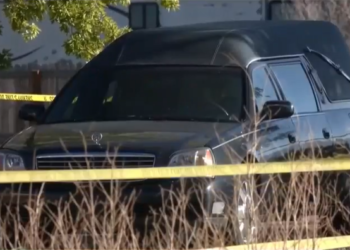 Localizan 189 restos humanos en una funeraria abandonada en Colorado