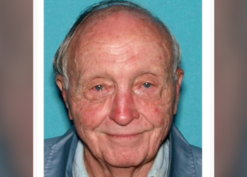 Policía de San Diego pide ayuda para localizar a persona de 90 años perdida