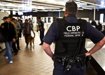 Congresista afirma que aspirantes al CBP no pasan la prueba del polígrafo
