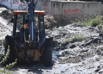 Desarenadores listos para la temporada de lluvias en Tijuana