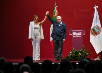 Marina del Pilar es lo mejor que le ha pasado a BC: AMLO