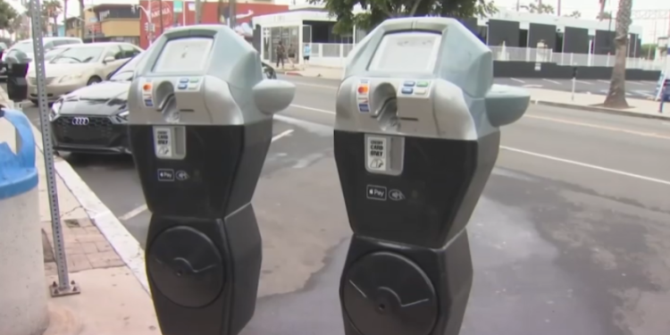 Cobrarán por estacionamientos en Pacific Beach