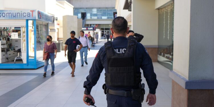 Policía de Tijuana implementa operativo por el “Buen Fin”