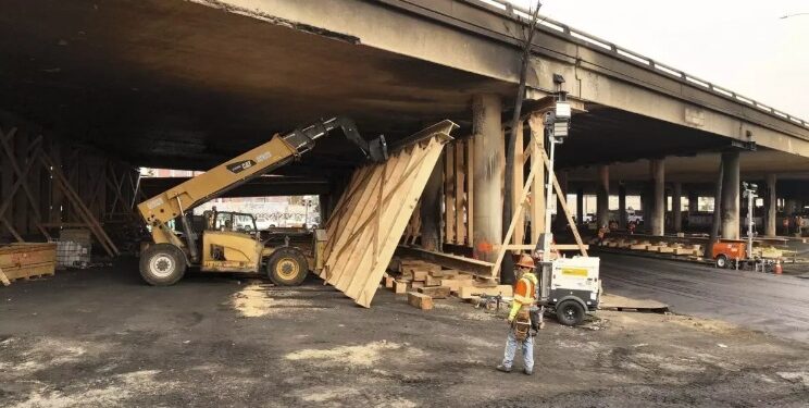 Tramo del freeway 10 dañado por incendio reabrirá el martes