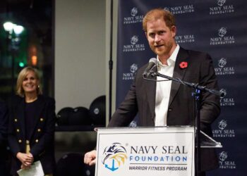 El príncipe Harry y Meghan Markle inauguran un centro de entrenamiento para veteranos