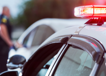 Policía