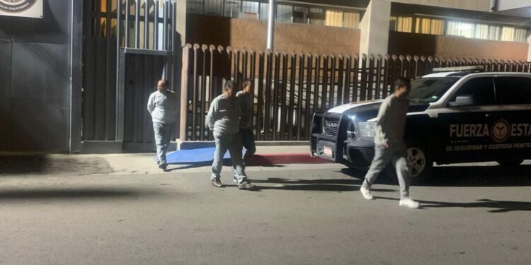 Salen del CERESO detenidos por bloqueo en la 5 y 10