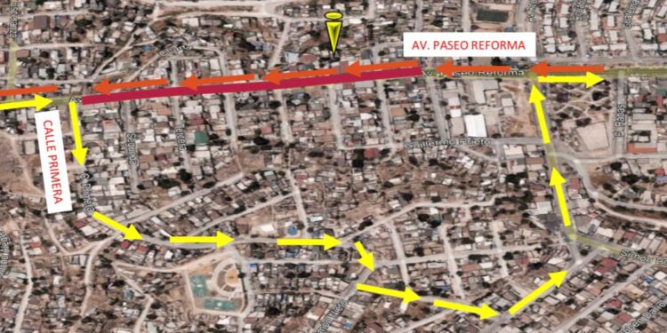 Anuncian desvío vehicular en avenida Paseo Reforma por obras de bacheo