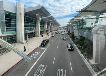 El Aeropuerto Internacional de San Diego se anticipa ocupado Viajes de vacaciones de invierno hasta el día de Año Nuevo