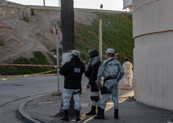 Localizan cuerpo encobijado en la zona Centro de Tijuana