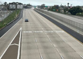Patrullas de California realizan operativos en carreteras de salida hacia Tijuana