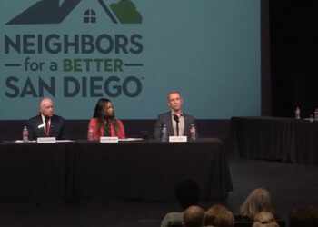 Candidatos por la alcaldía de San Diego se enfrentan en foro público