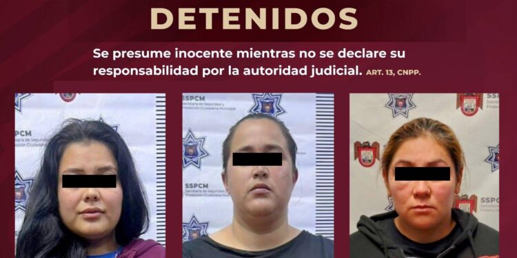Exigían 500 pesos por cada sexoservidora parada al exterior de un hotel