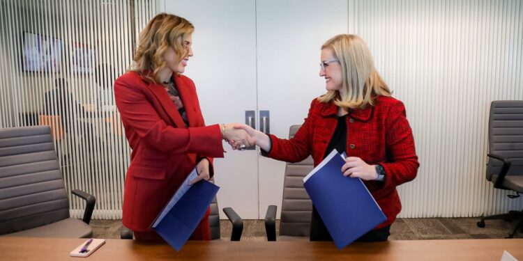 Arizona y Baja California estrechan vínculos sociales, educativos y económicos