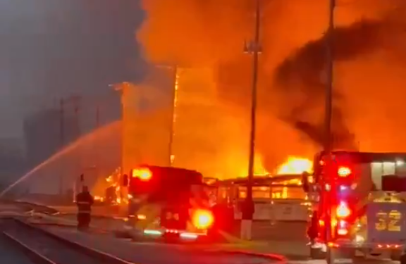 Se incendia granero con ganado en Rock Island, Illinois