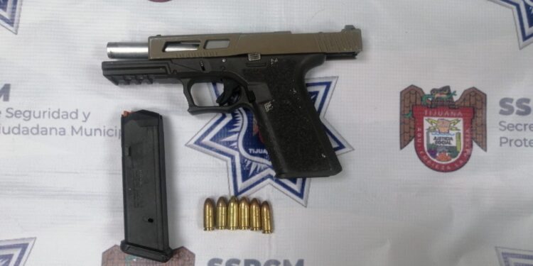 Cuatro menores de edad fueron detenidos por homicidio y portación de arma