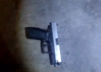 Taxistas de la garita de San Ysidro detienen y golpean a asaltantes