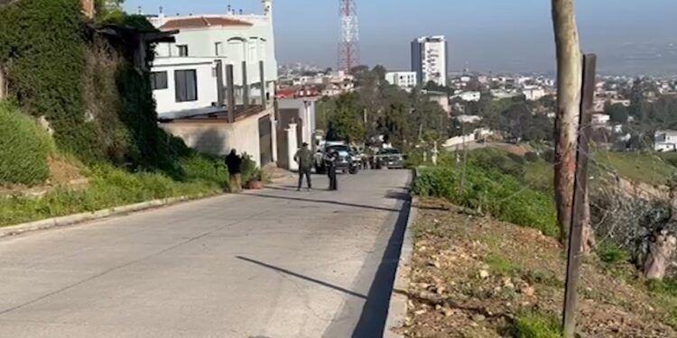 Localizan el cuerpo de un hombre dentro de una tina
