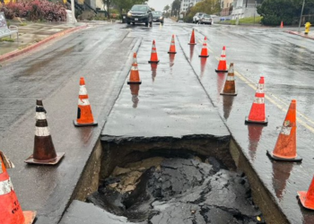 Cierran 17 vialidades en San Diego por inundaciones y daños