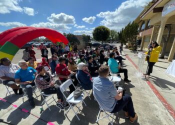 El Centro Juvenil de South Bay celebra cinco años sirviendo a los jóvenes LGBTQ+