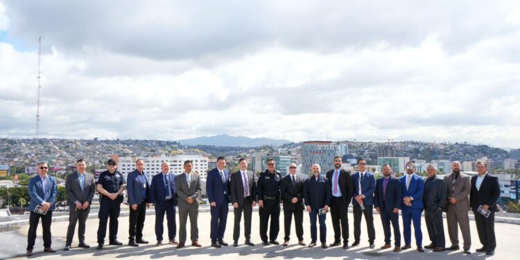 Autoridades de seguridad de Tijuana y National City se reúnen para fortalecer la cooperación binacional