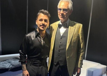 Christian Nodal cantará con Andrea Bocelli en Italia