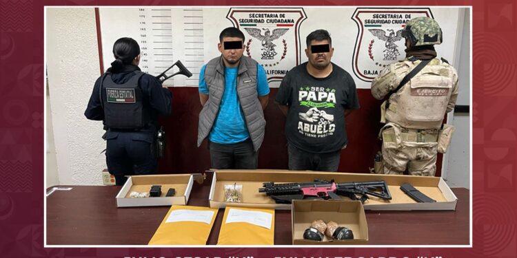 Decomisan fusil de asalto y granadas de fragmentación en Mexicali