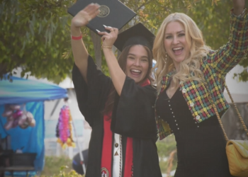 Se gradúan estudiantes binacionales en la UABC