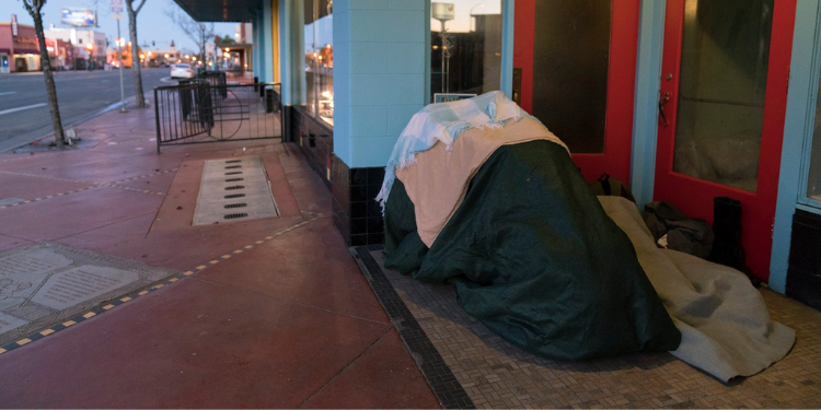 Informe revela nuevo récord de personas en condición de calle en San Diego