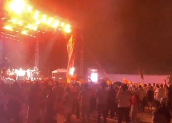Mueren 9 Personas al Desplomarse Escenario Político en México