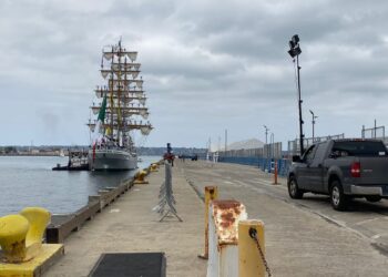 Llega buque mexicano “Cuauhtémoc” a San Diego