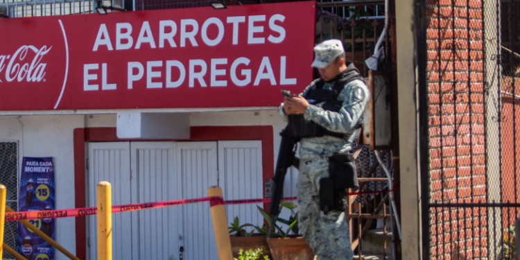Trágico asalto en abarrotes El Pedregal: un menor pierde la vida