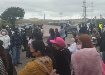 Bloquean el acceso a la planta de Pemex en Rosarito