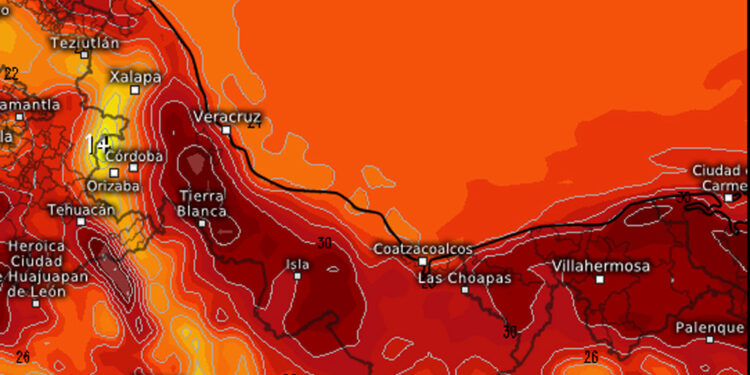Coatzacoalcos, Veracruz, alcanzó los 50 grados