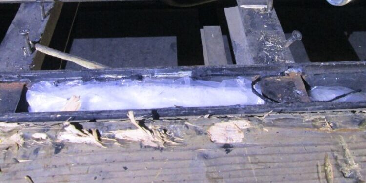 CBP decomisó metanfetamina oculta en una caja de tráiler en Calexico