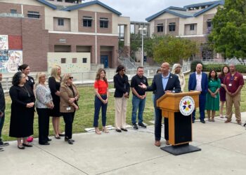 Inicia programa de verano gratuito para estudiantes de San Diego