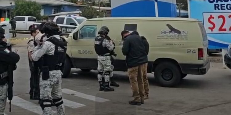 Intentan robar un camión de valores en Tijuana