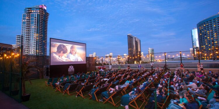 Rooftop Cinema Club anuncia su programación de otoño en San Diego