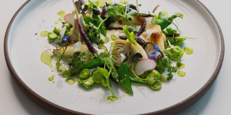 Chef  de Baja California con estrella Michelin abre su primer restaurante en en North Park