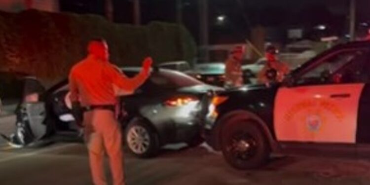 Conductores responsables de accidente en Spring Valley huyen del lugar